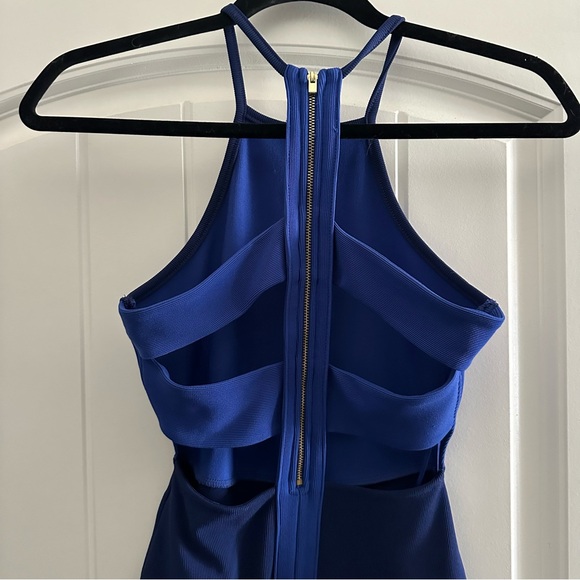 Express Dress - Picture 3 of 5